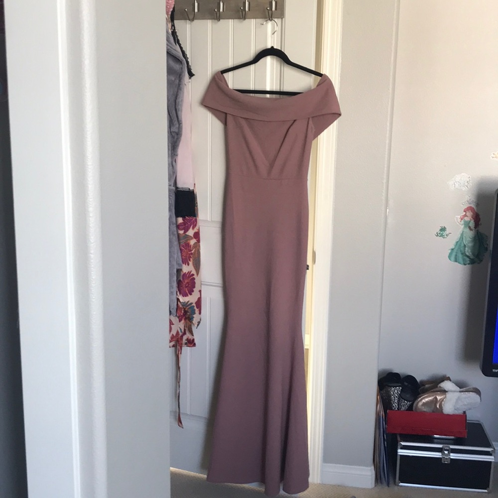 Dress - Picture 4 of 5